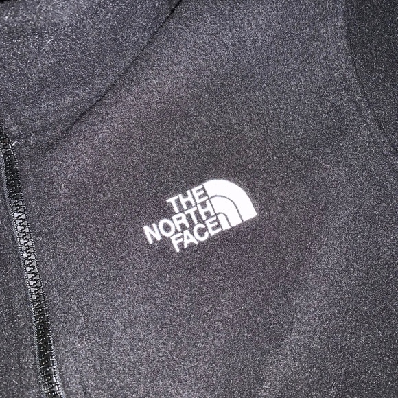 Men’s north face jacket - Picture 3 of 4